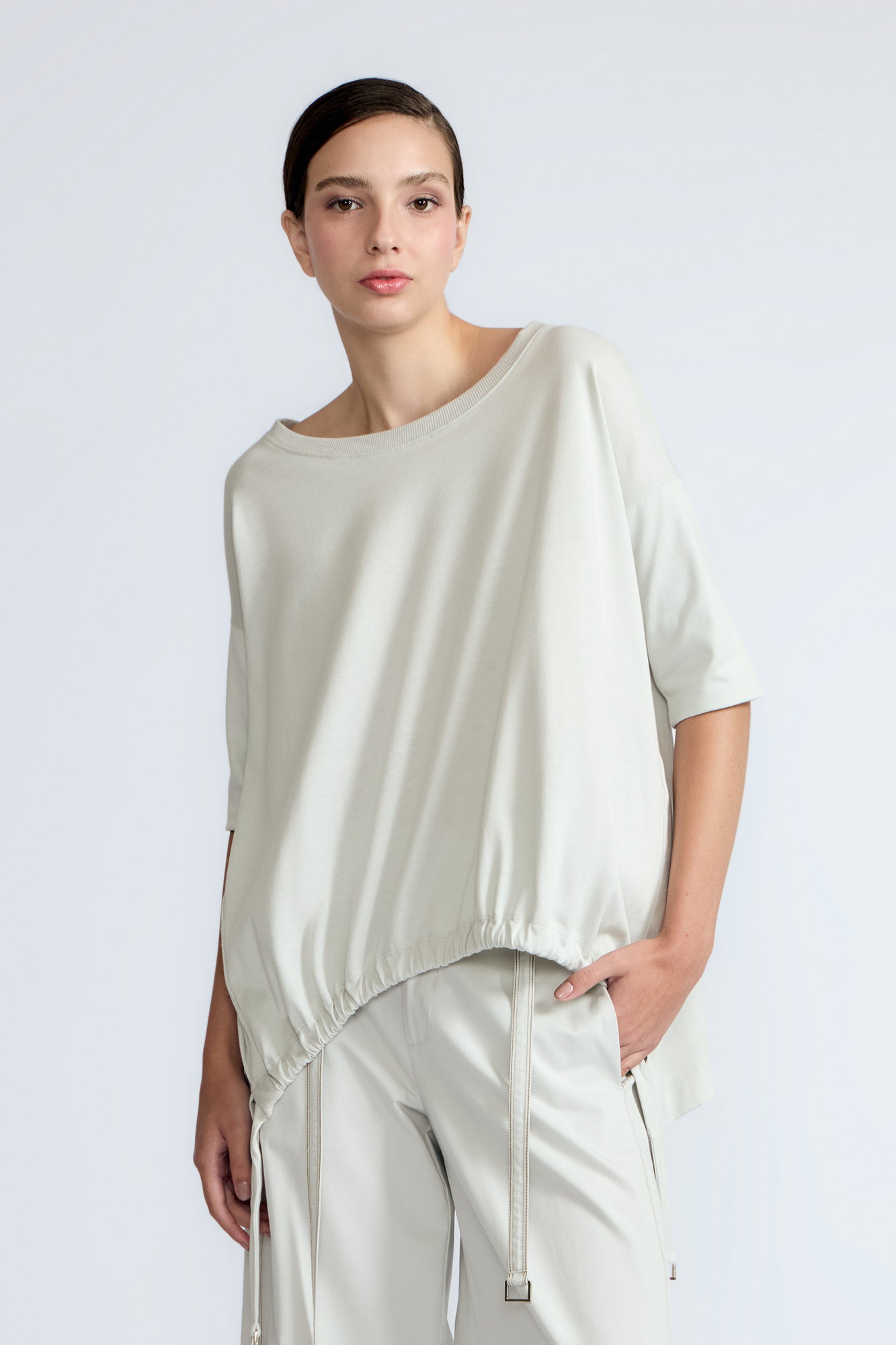 Amaya Top in Silver – Relaxed-fit cotton top with round neckline and stylish hem pullers with buckles.