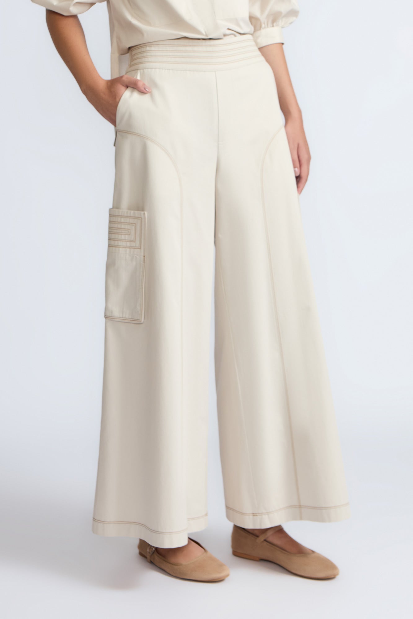 Bela Pant in Prestine – Cropped cotton palazzo pants with side flap pockets, elasticated waist, and contrast stitching.