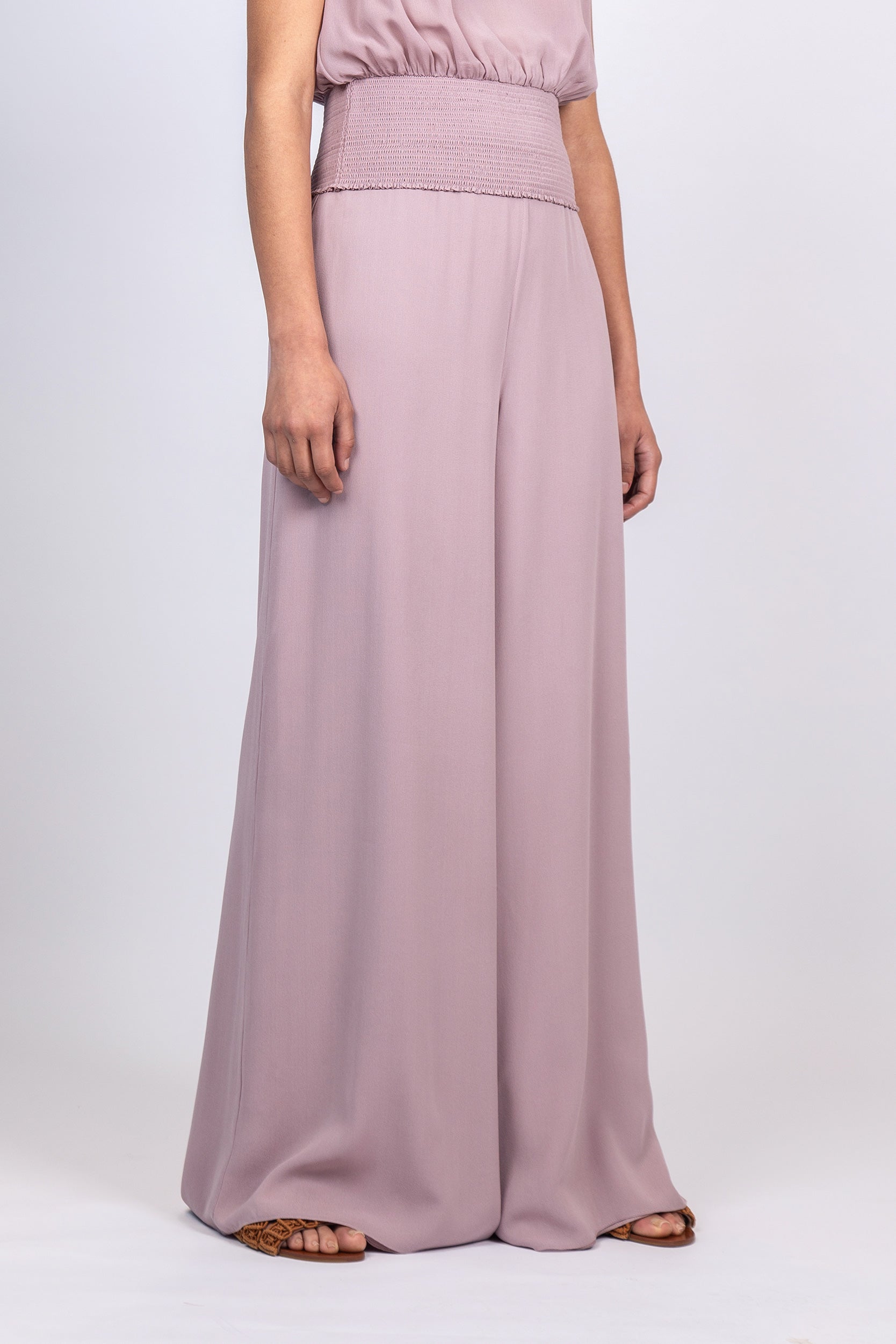 Bellami Pant in Lilac – Soft draped silk trousers with a timeless fit.