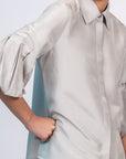 Sierra silk blouse in silver with balloon sleeves and hidden buttons