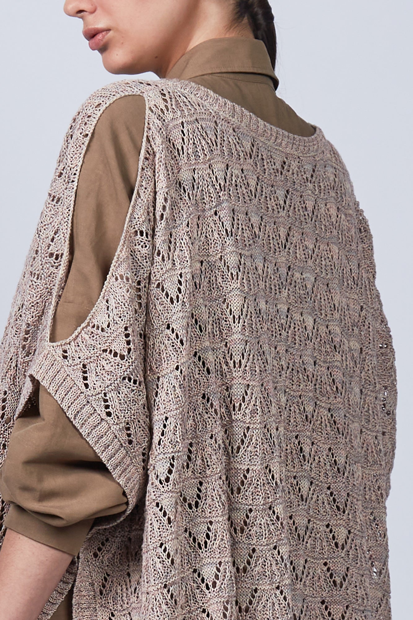 Baylee Poncho in Rose Melange with a chic knit design