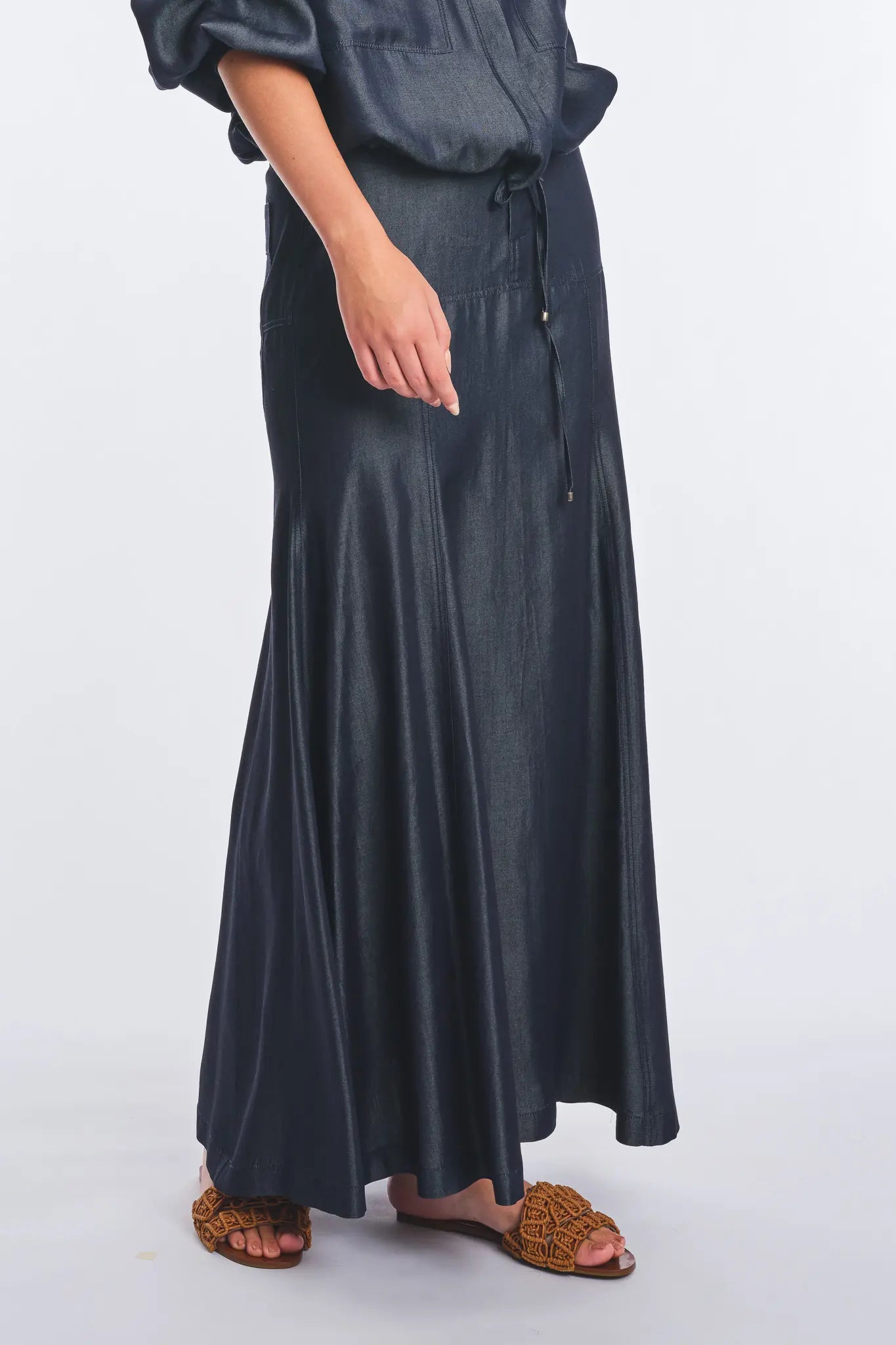 Berna Fluid Denim Midi Skirt