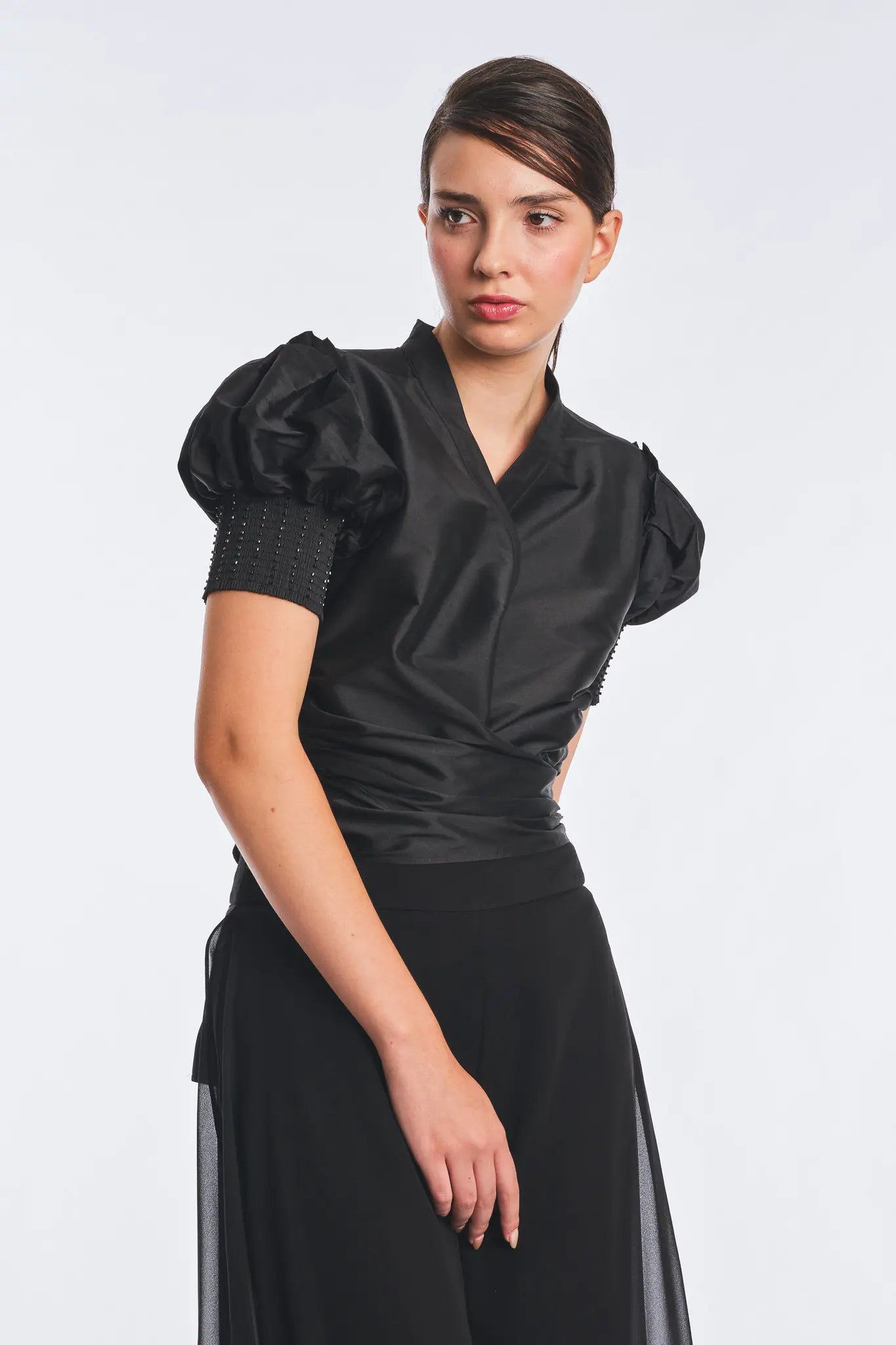 Lucianne Crystal-Cuff Bow Blouse | Black