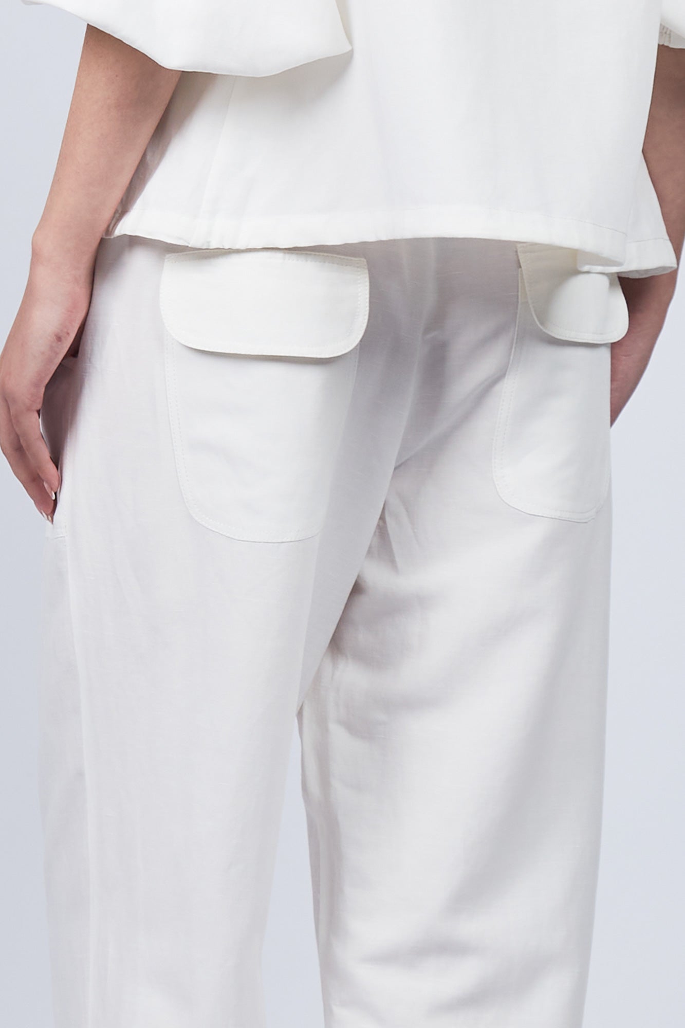 Zayla Pant in Off White, casual-chic joggers with a relaxed fit and adjustable drawstrings.